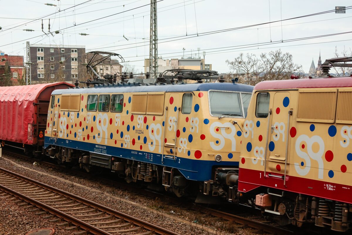 111 223-4 smart rail in Wuppertal, Februar 2025.