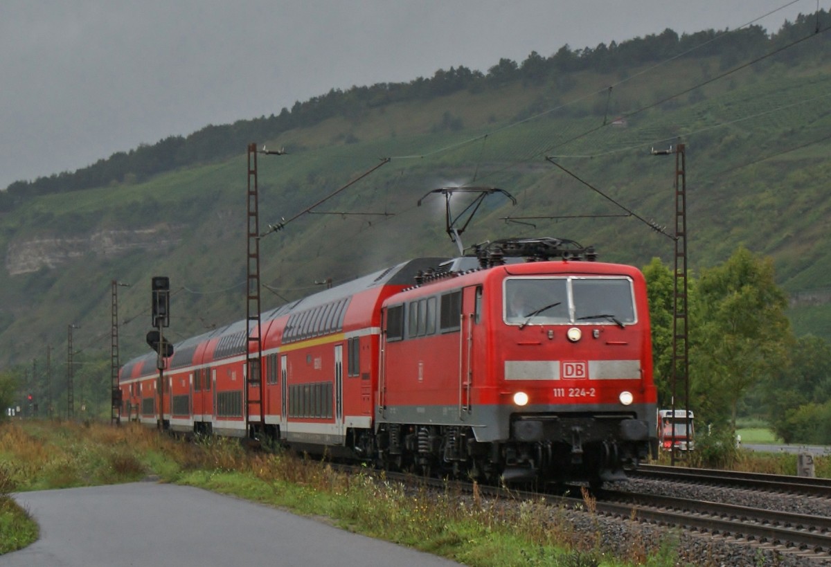 111 244-2 als RE Richtung W�rzburg unterwegs am 18.09.13.