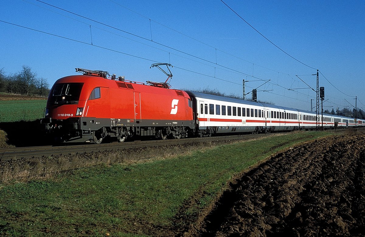 1116 019  bei Ebersbach ( Fils )  10.12.01