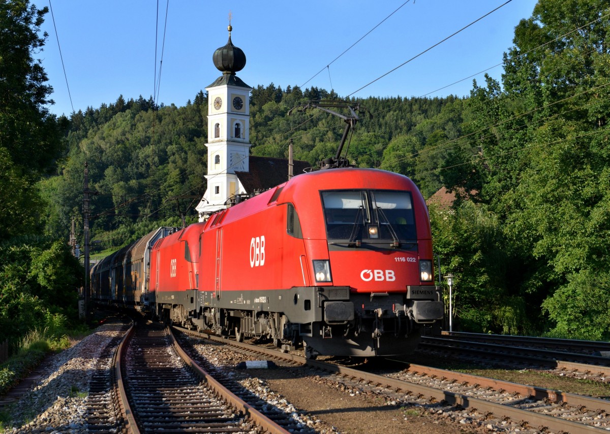 1116 022 + 1116 025 mit einem Audizug am 14.07.2012 bei Wernstein am Inn.