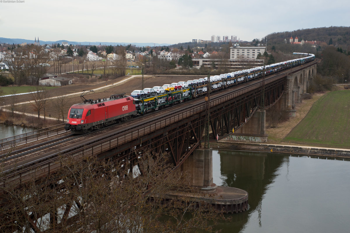 1116 077 mit einem Audi-Zug bei Regensburg-Prüfening Richtung Nürnberg, 04.03.2017