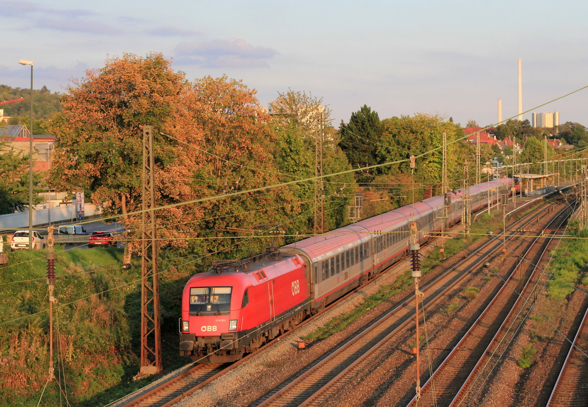 1116 092 mit IC 2090 München-Stuttgart am 11.09.2020 in Oberesslingen. 
