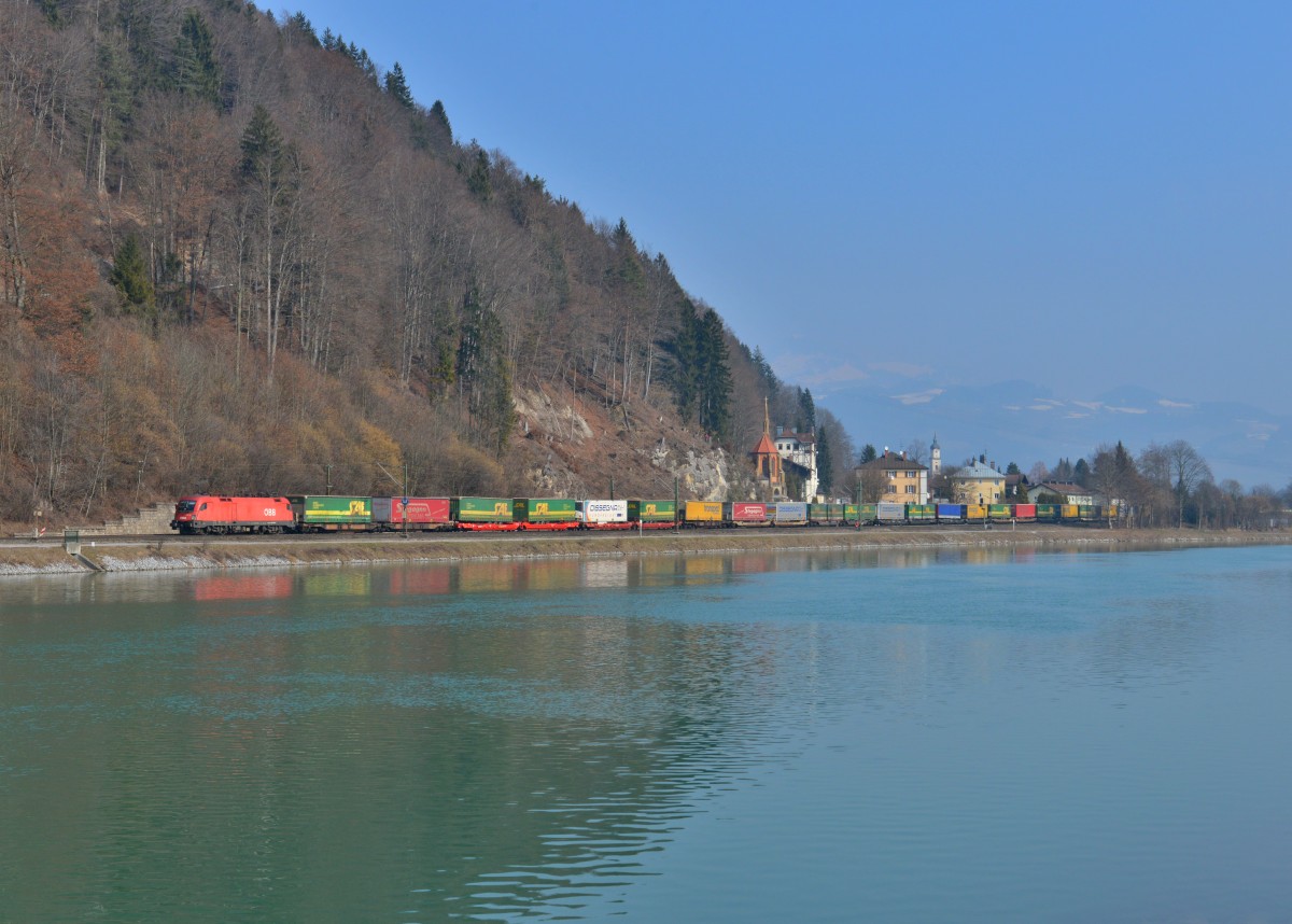 1116 108 mit einem KLV am 14.03.2015 bei Kufstein. 