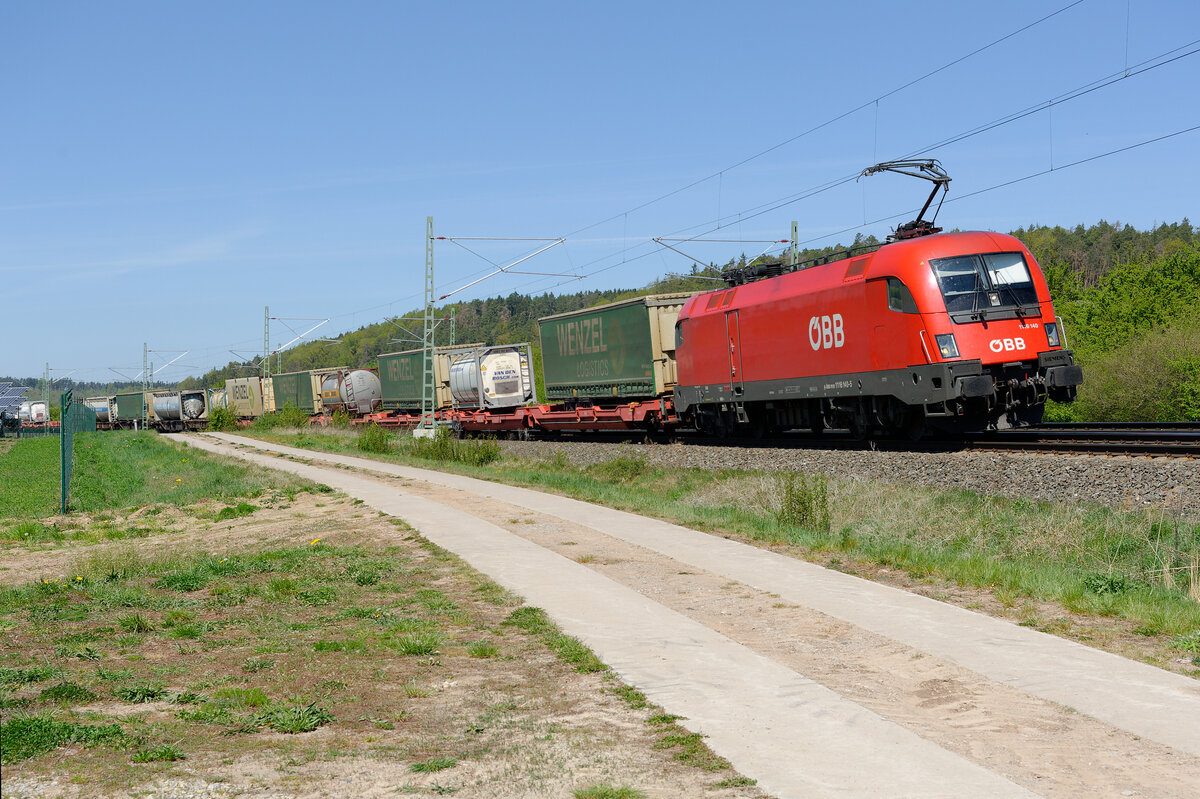 1116 140 mit dem Wenzel KLV-Zug bei Lehrberg Richtung Ansbach, 25.04.2020