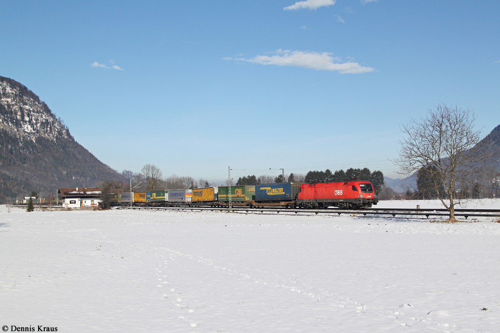 1116 167 mit einem KLV Zug am 01.02.2014 bei Niederaudorf.