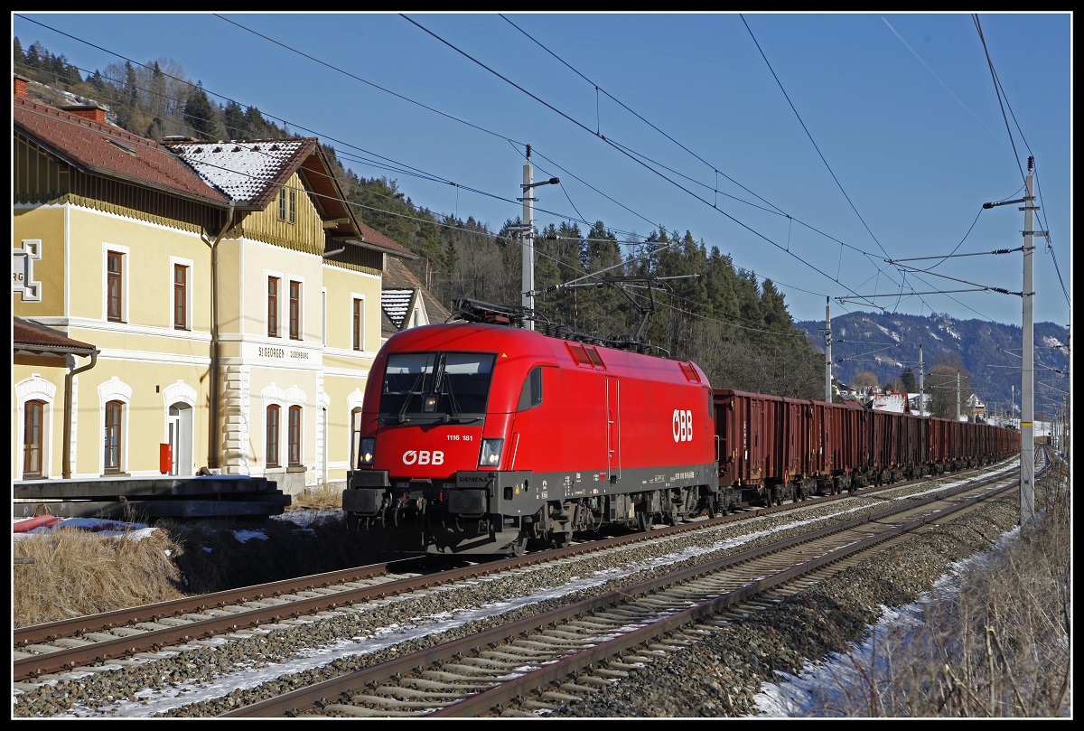 1116 181 mit Güterzug in St. Georgen ob Judenburg am 7.02.2020.