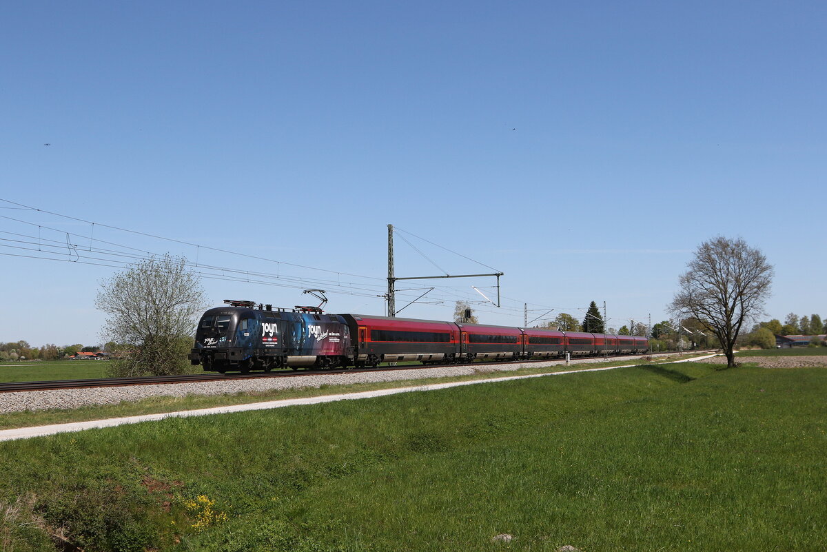 1116 208  JOYN  war am 25. April 2026 bei �bersee am Chiemsee in Richtung M�nchen unterwegs.
