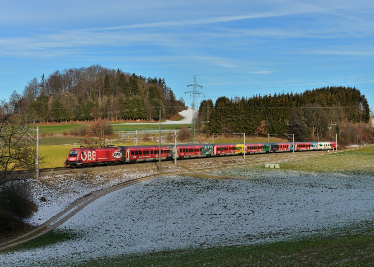 1116 225 mit dem ÖFB-Railjet am 14.01.2016 bei Vachendorf. 