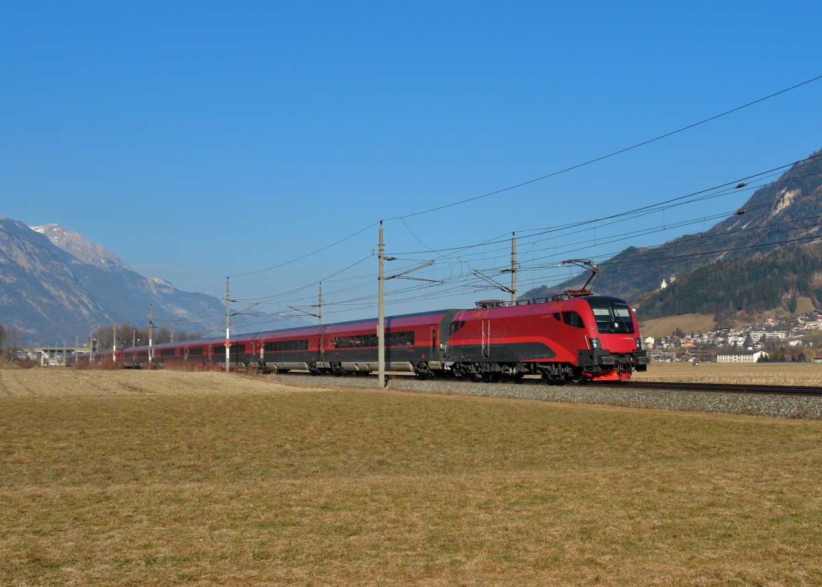 1116 230 mit RJ 564 am 08.03.2011 bei Schwaz. 