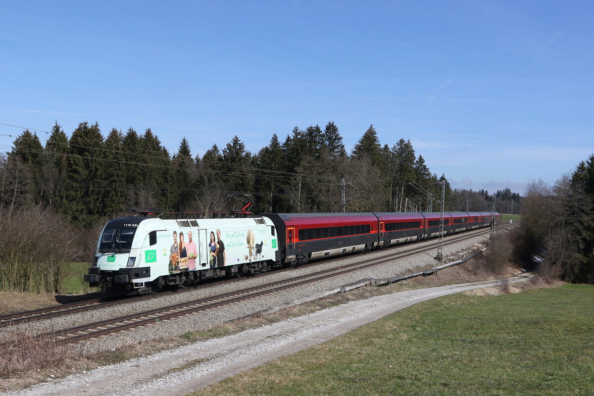 1116 231  BIO AUSTRIA II  aus Salzburg kommend am 16. März 2023 bei Sossau im Chiemgau.