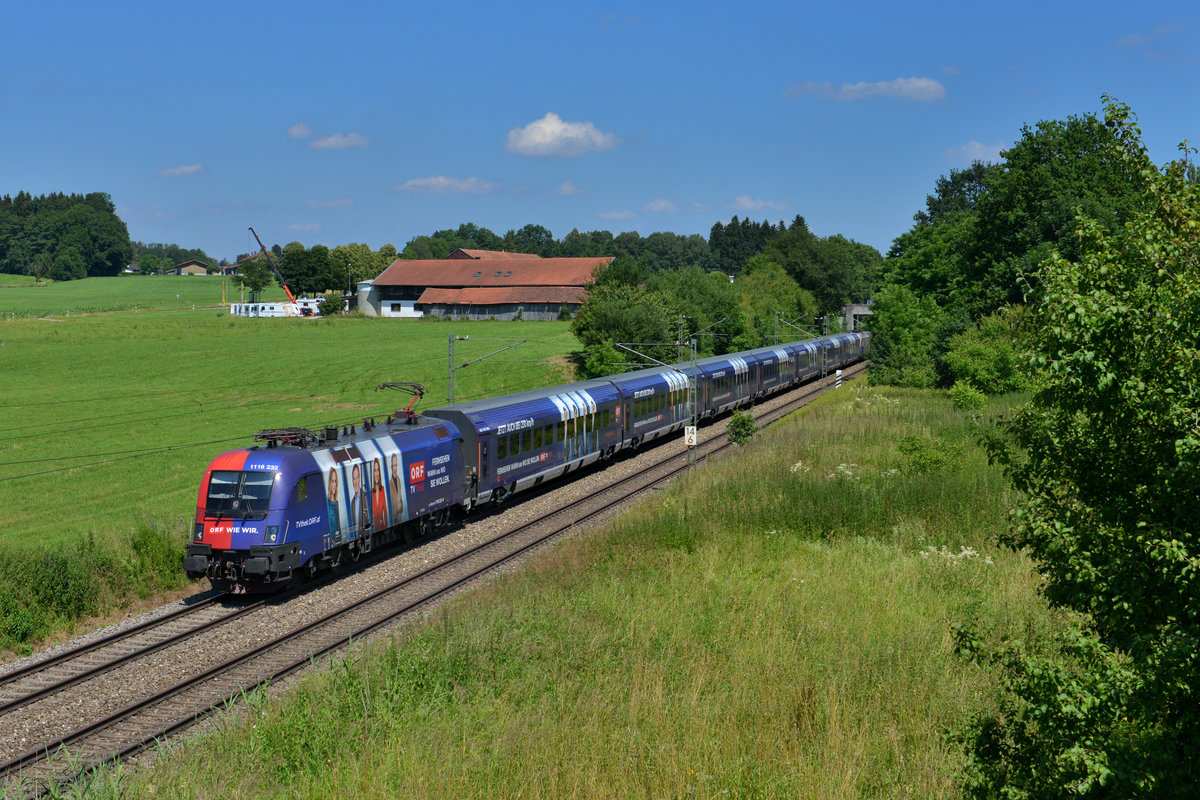 1116 232 mit dem ORF-Railjet als RJ 564 am 07.07.2016 bei Bergham. 