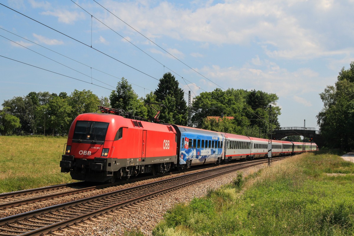 1116 262 mit dem IC 860 am 19. Juni 2014 bei Übersee.