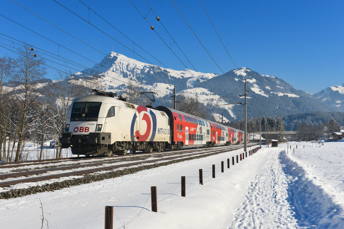 1116 264 mit einem Sonderzug am 26.01.2013 bei Kitzbühel. 