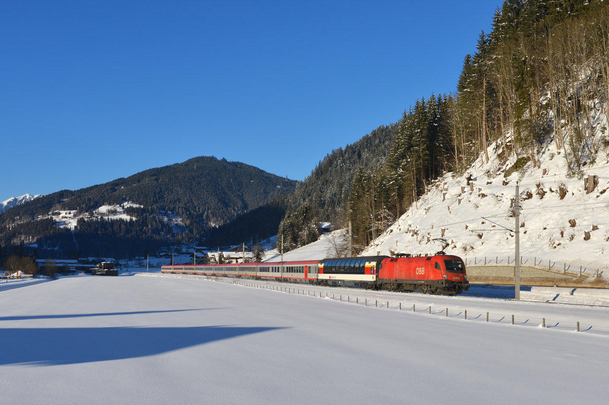 1116 269 mit EC 163 am 21.01.2017 bei Eben im Pongau. 