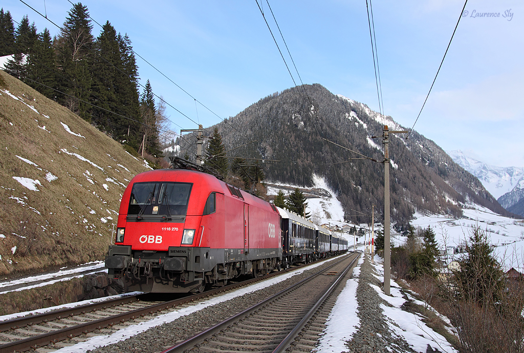 1116 270 passes Sankt Jodok as it heads north through the Brenner Pass with the VSOE from Venezia Santa Lucia to Paris, 26 March 2014.
