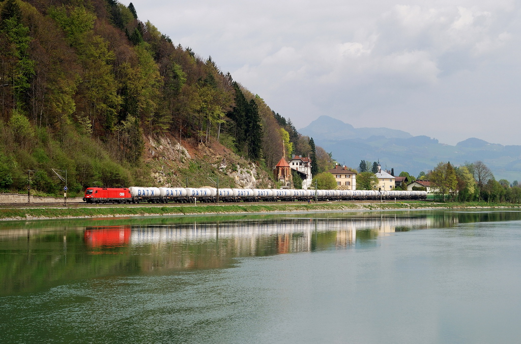 1116 273 mit Kesselzug bei Kiefersfelden (12.04.2014)