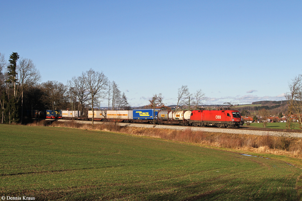 1116 281 mit Klv Zug am 10.01.2015 bei Aßling.