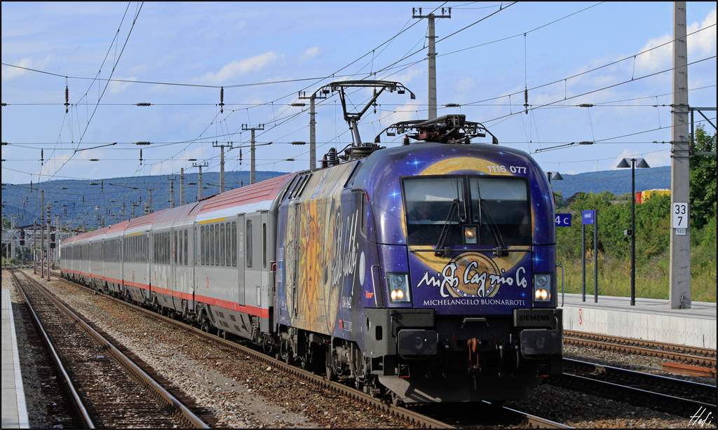 1116.077 mit EC 159 am 25.08.14 im Bhf. Leobersdorf.