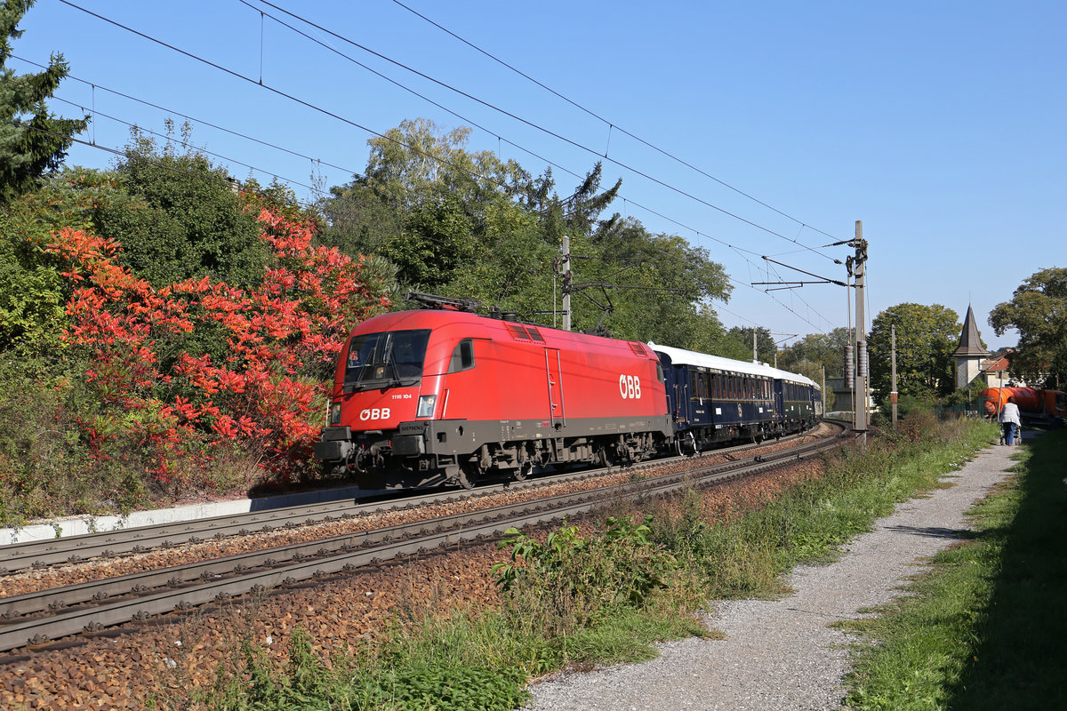 1116.104 mit VSOE-13460 zwischen Pressbaum und Dürrwien. 30.9.17