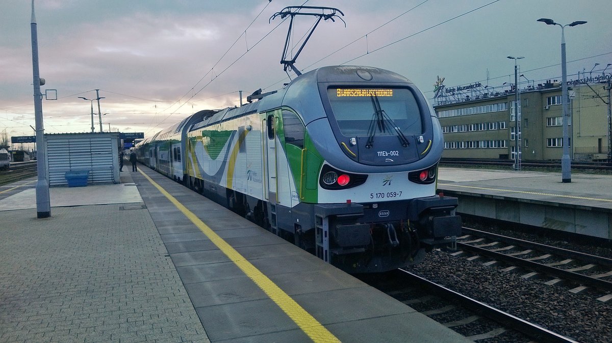 111Eb-002 in Warszawa Wschodnia, 11.11.2017