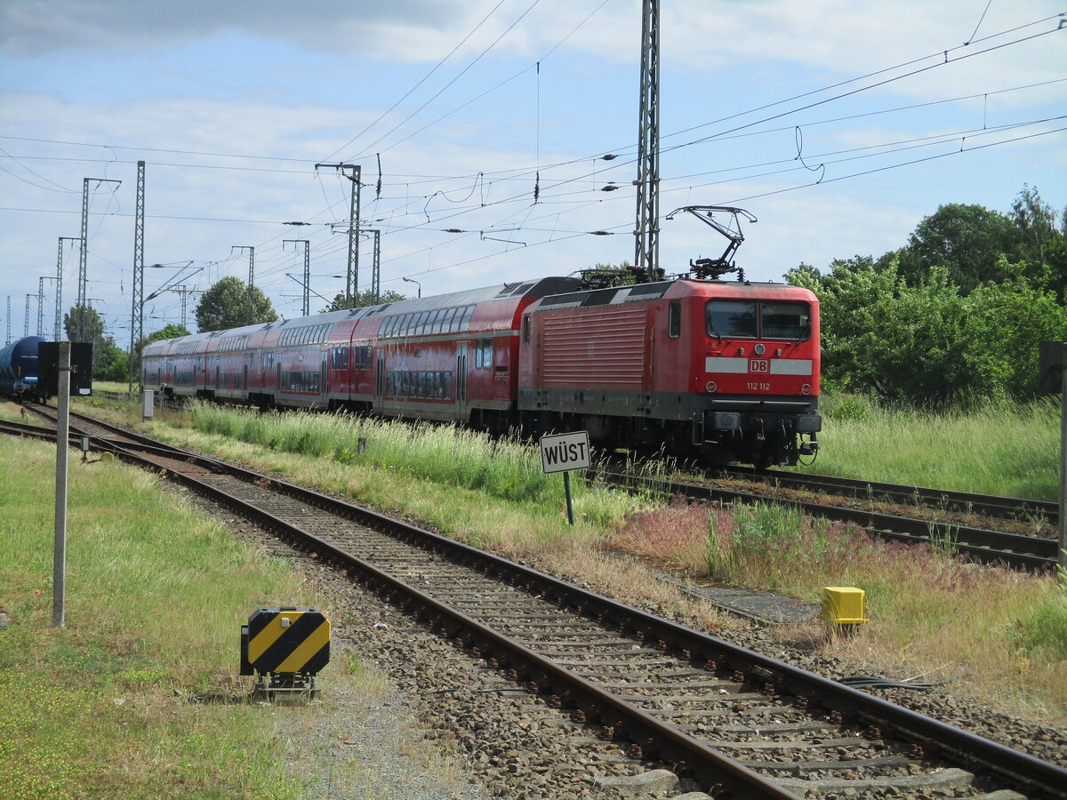 112 112 schob den RE Stralsund-Falkenberg,am 12.Juni 2021,aus Anklam.