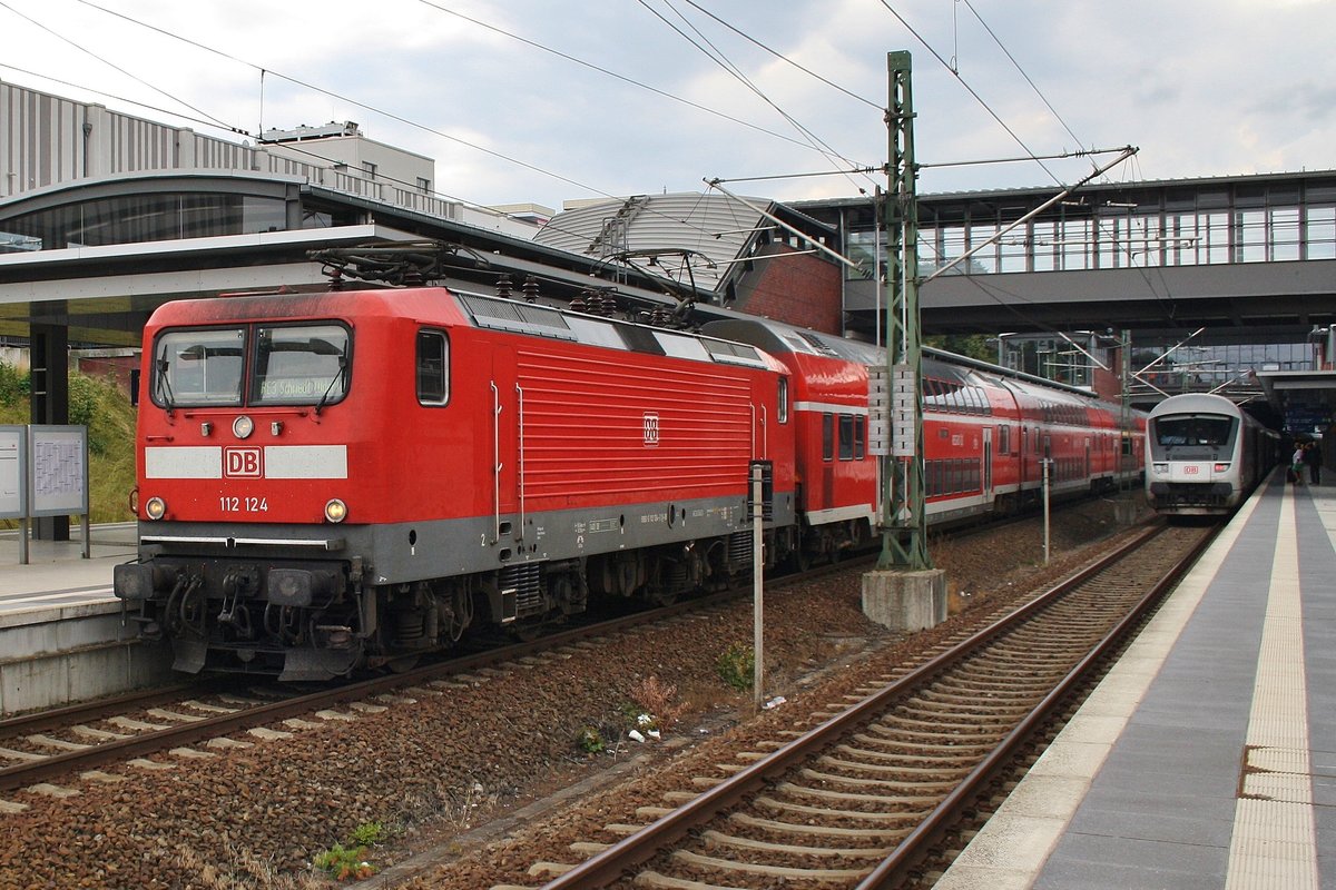 112 124 macht sich am 31.7.2016 mit RE3 (RE3350) von Lutherstadt Wittenberg nach Schwedt(Oder) in Berlin Gesundbrunnen auf den Weg.