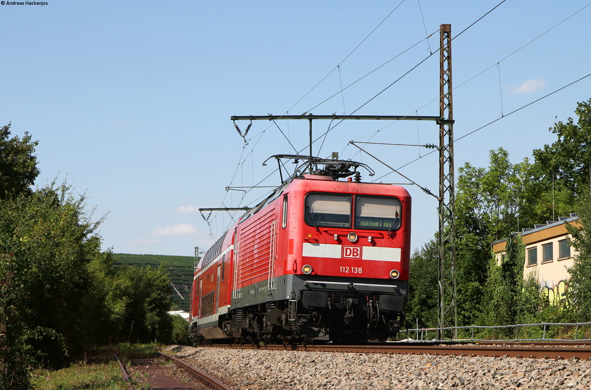112 138-3 mit der RB 19135 (Neckarsulm-Stuttgart Hbf) bei Lauffen 18.7.18. Links zweigte einst die Zabergäubahn ab