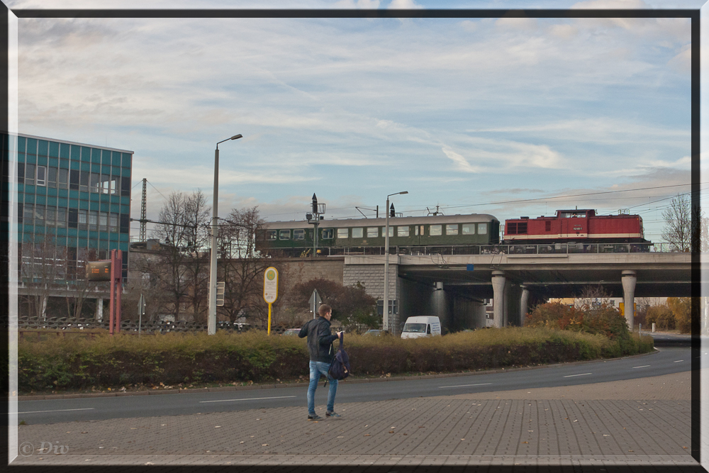 112 565 am 04.11.2015 hier zusehen am Plauen oberer Bahnhof