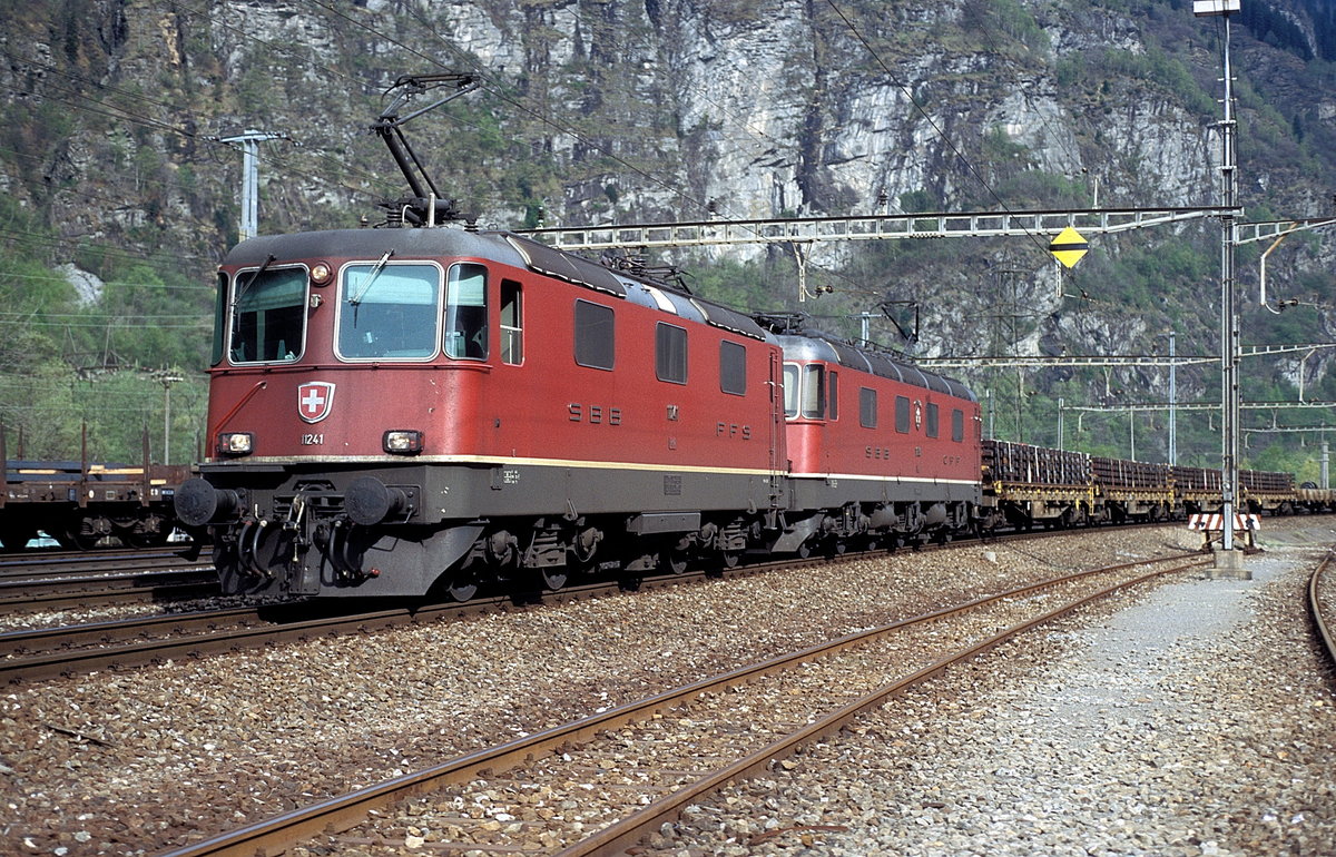 11241 + 11650  Lavargo  29.04.05