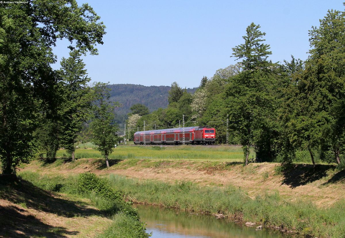114 006-0 mit dem RE 19415 (Stuttgart Hbf-Aalen Hbf) bei Waldhausen 2.6.19