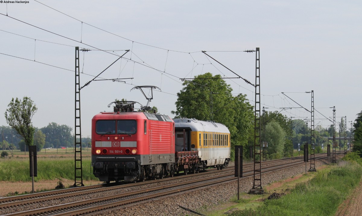 114 501-0 mit dem Mess ST 92216 (Offenburg - Müllheim (Baden)) bei Riegel 20.5.14