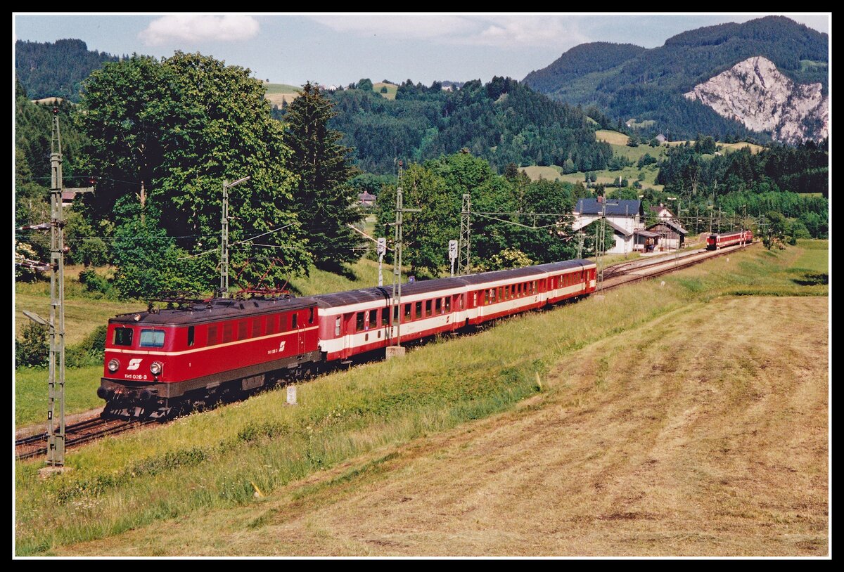 1141 026 mit R3431 bei Tauplitz am 27.06.2001.