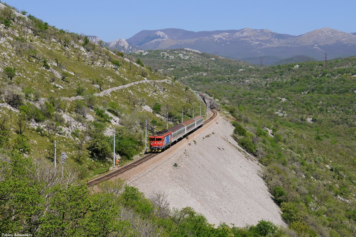 1141 310 (HR-HZPP 91 78 1141 310-8) mit Pu4000 bei Skrljevo am 20.04.2019 
