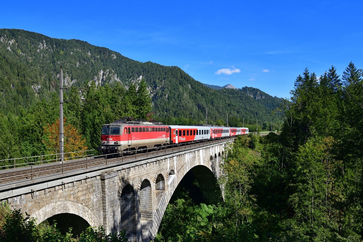 1142 601 mit einem REX am 20.09.2019 bei St. Pankraz.