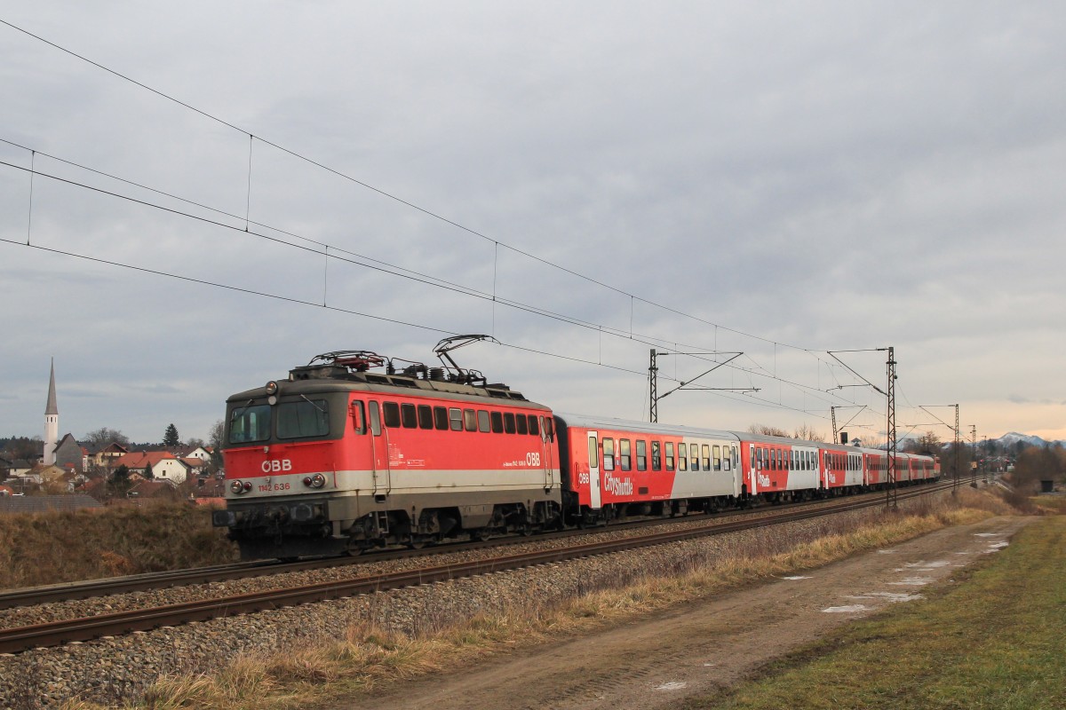 1142 636 als Meridian-Ersatzgarnitur am 4. Januar 2014 bei Ostermünchen.