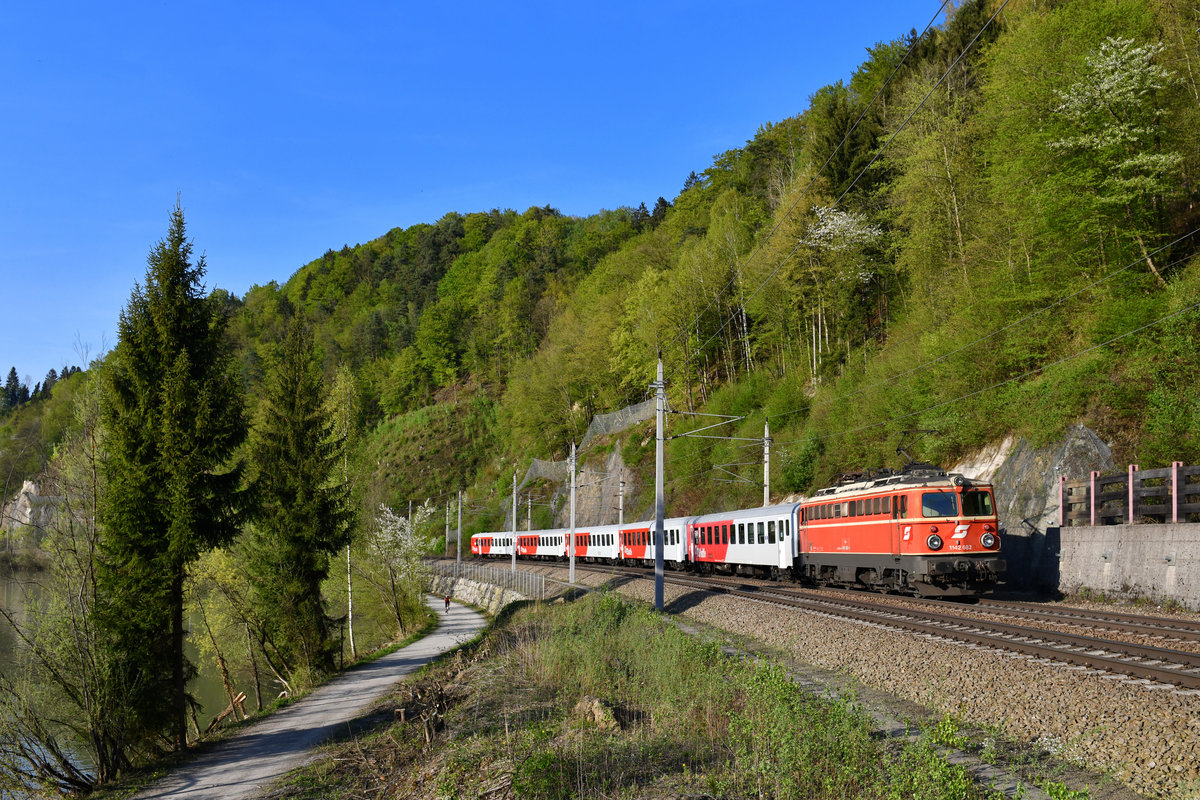 1142 682 mit einem REX am 19.04.2018 bei Ingling. 