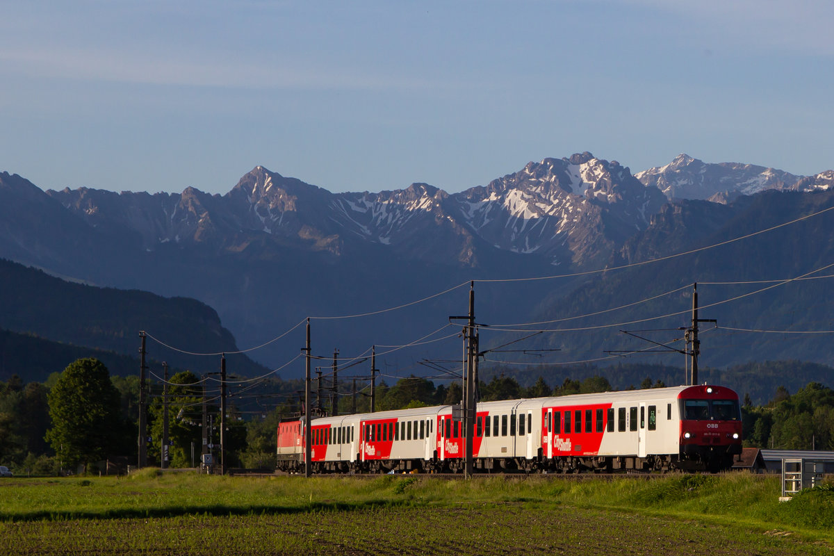 1144 029-5 mit dem morgendlichen Cityshuttlezug mit Stw voraus gen Lindau bei Sulz Röthis. 22.5.20