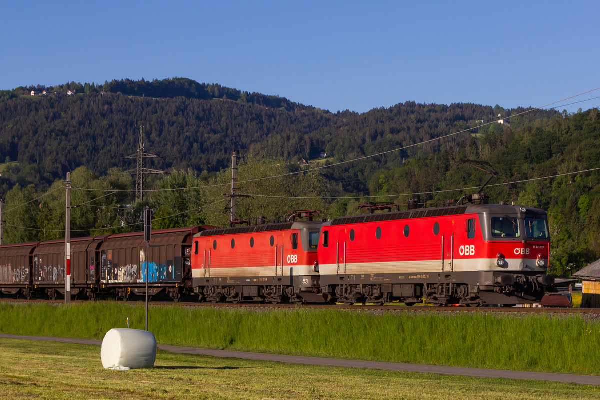 1144-037-0 mit 035-6 in Dornbirn Haselstauden. 7.5.20