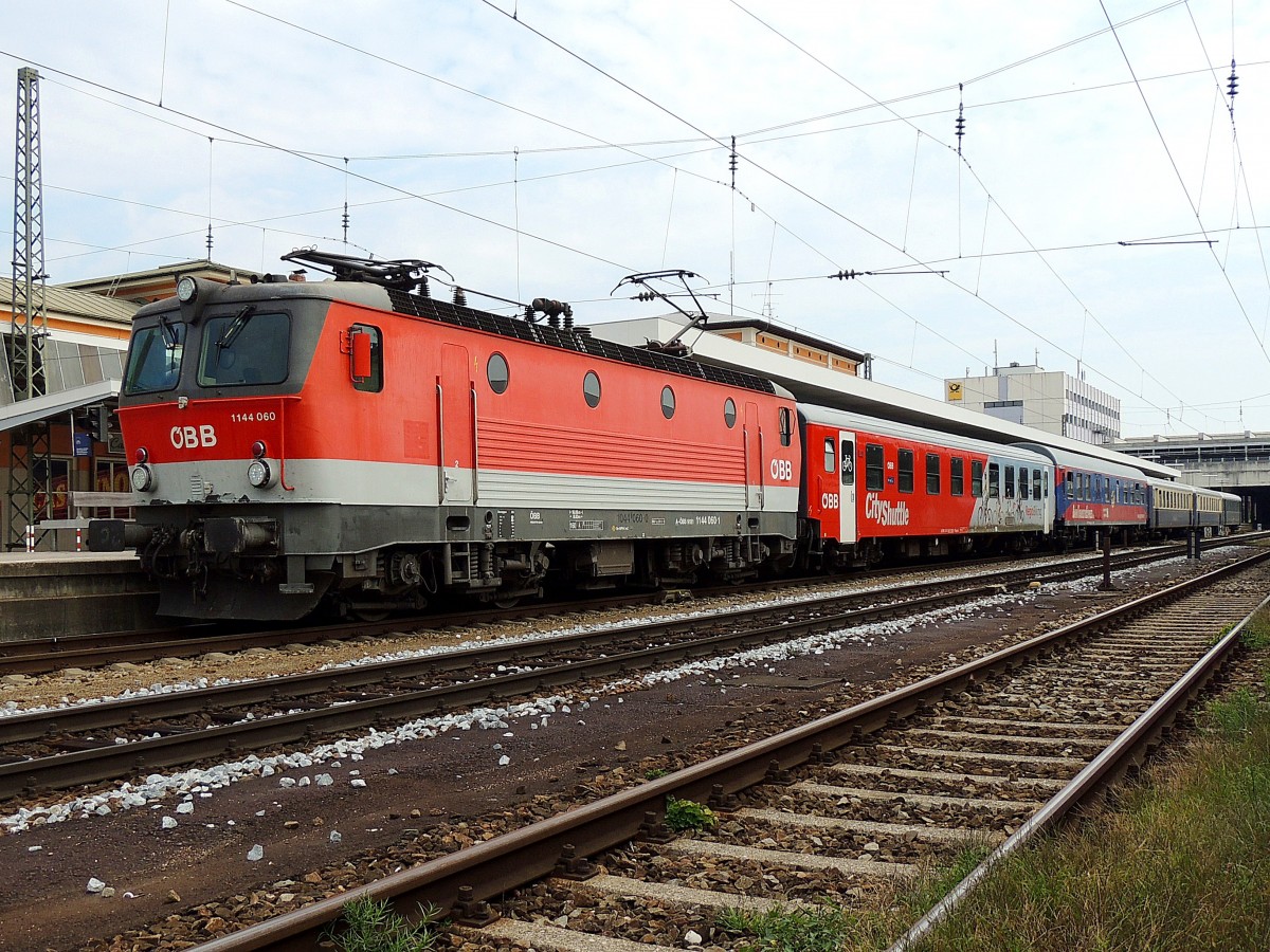 1144 060-1 hat mit EZ5914 sein Ziel, Passau-Hbf, erreicht; 130831