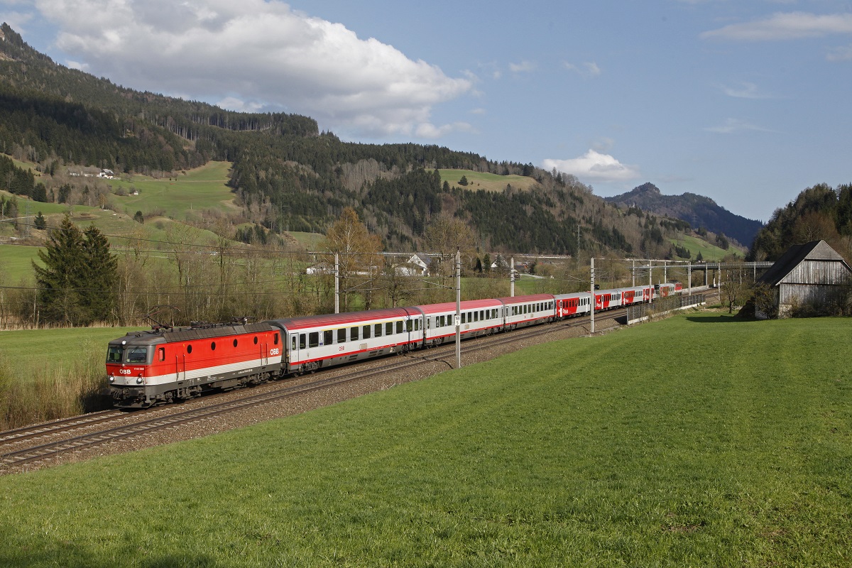 1144 089 mit IC610 bei Wald am Schoberpaß am 12.04.2016.