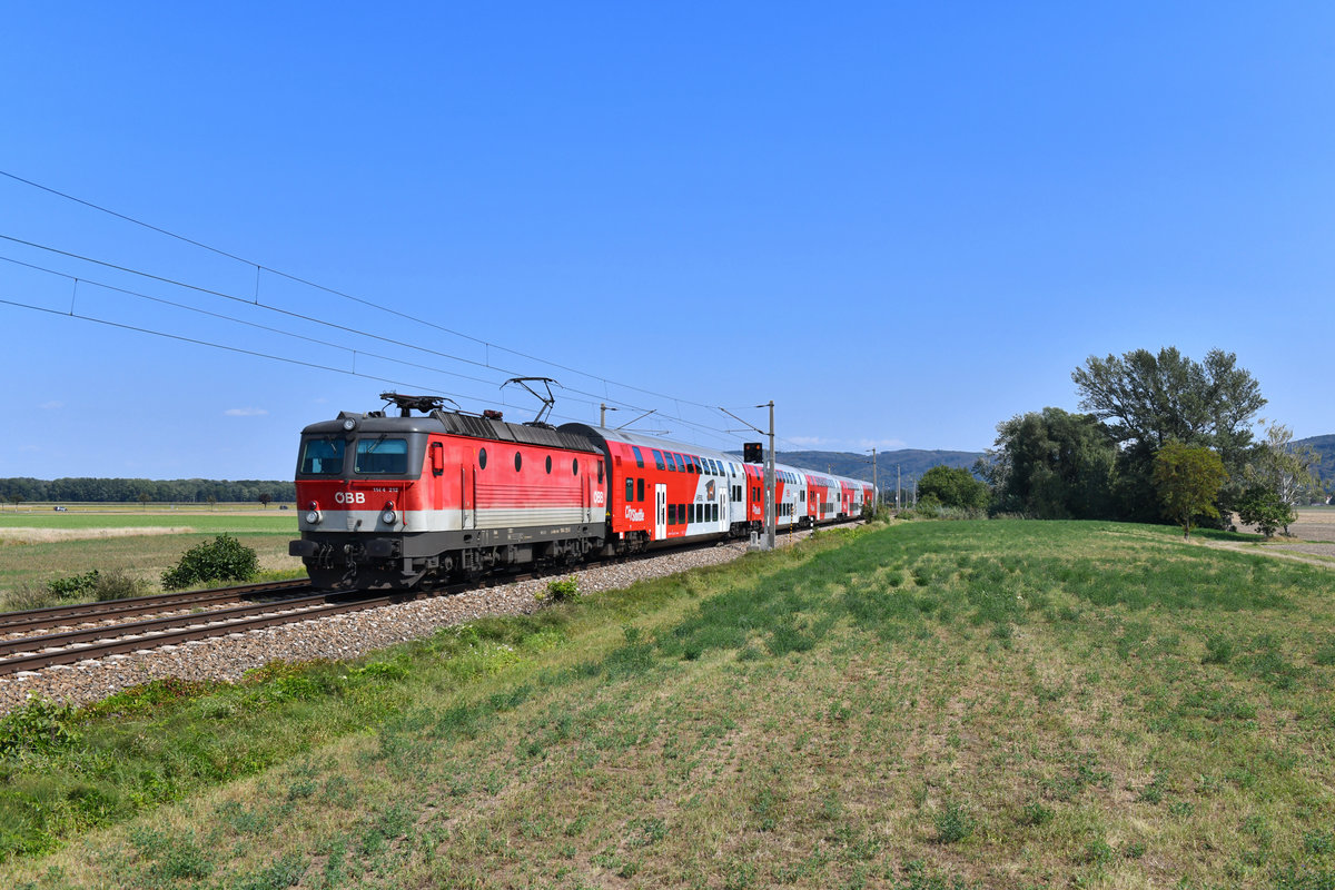 1144 212 mit einem REX am 29.08.2018 bei Muckendorf. 