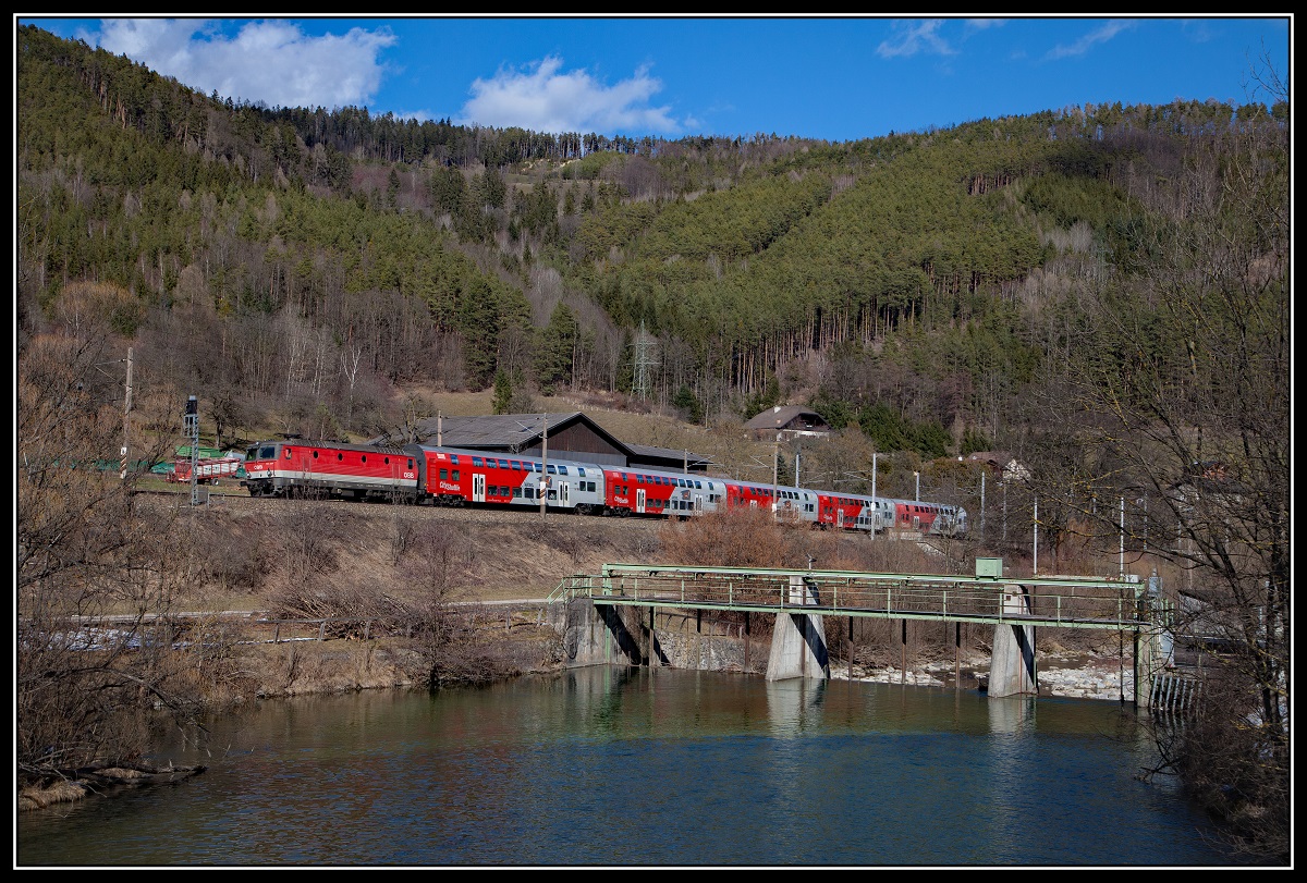 1144 234 mit REX bei Schlöglmühl am 8.03.2018.