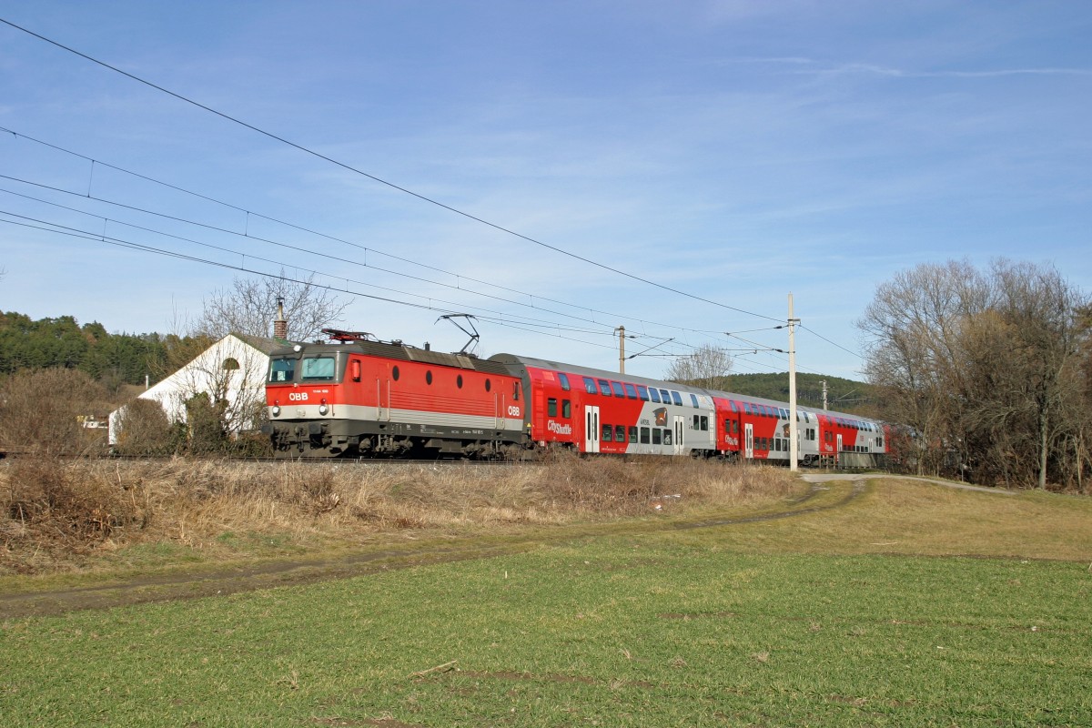 1144.100 befindet sich mit R-2333 zwischen Pottschach und Gloggnitz am 6.2.16