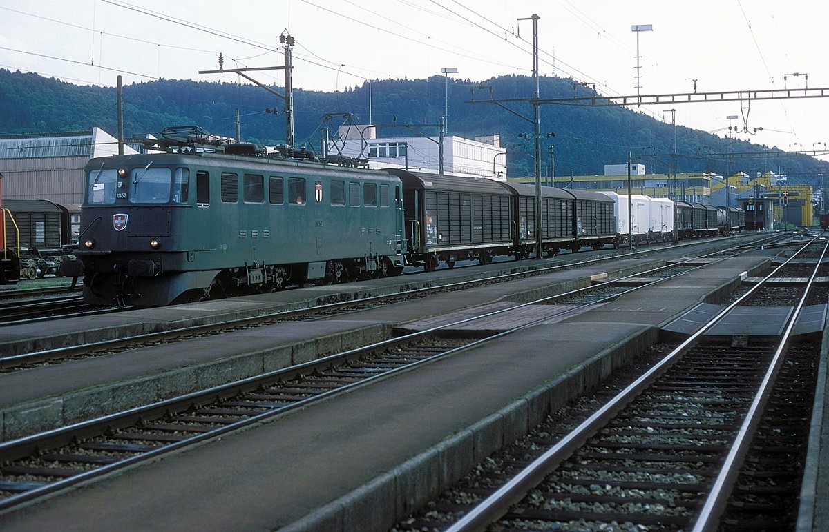  11452  Suhr  04.07.98