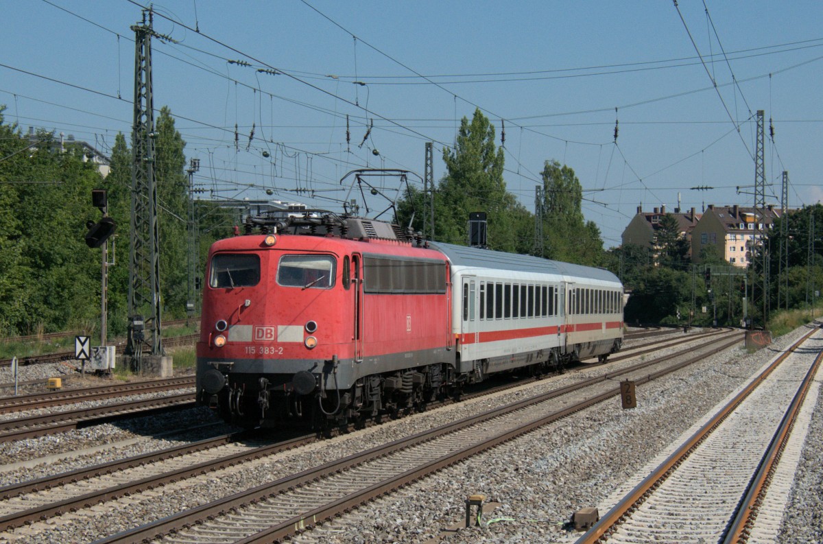 115 383 mit 61 80 20-91 339 Bpmz & 61 80 21-94 274 Bvmsz am 19.07.14 als PbZ aus Stuttgart am Münchner Heimeranplatz