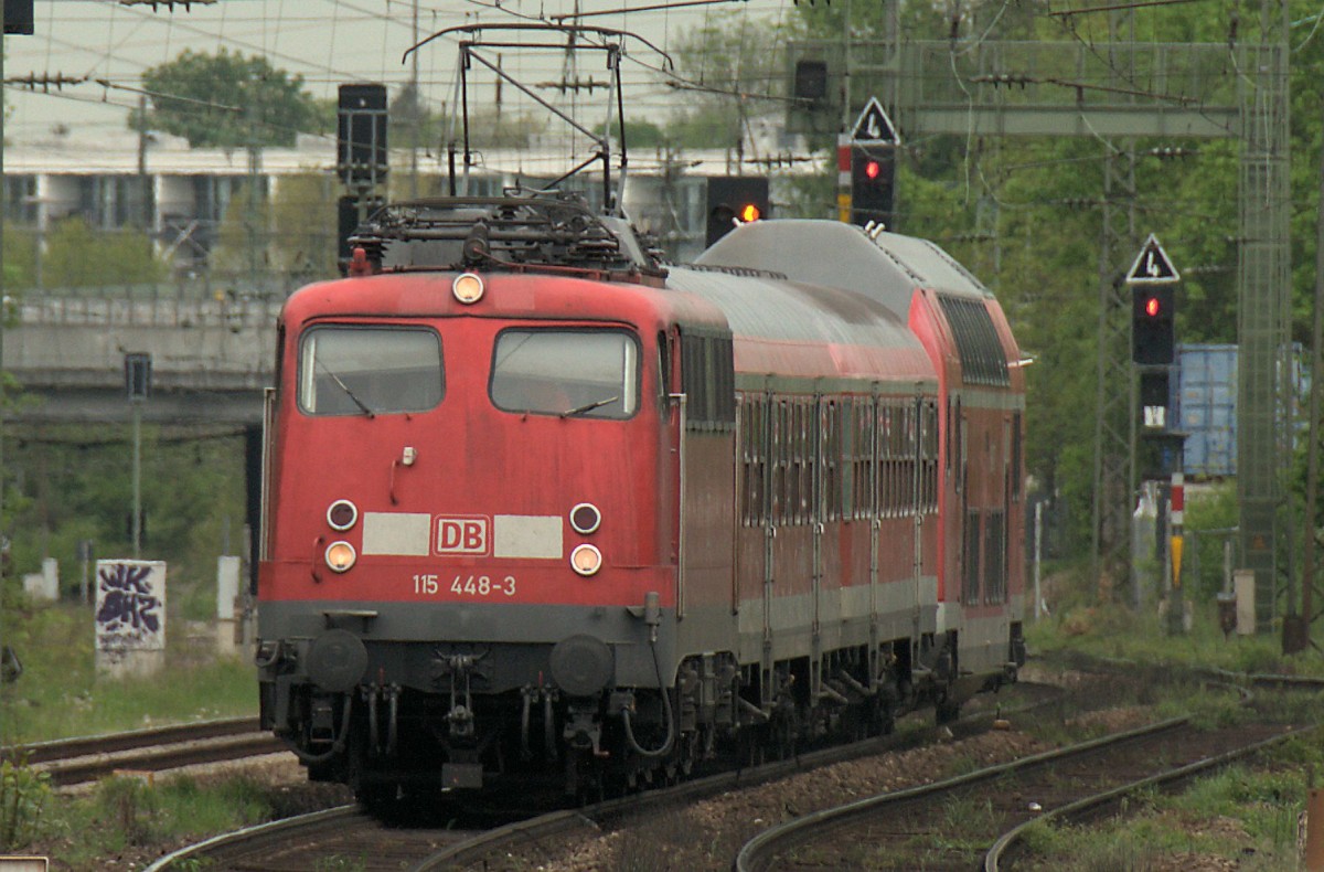 115 448 (wieder ohne `H´) am 05.05.15 mit PbZ 2460 nach Stuttgart am Münchner Heimeranplatz