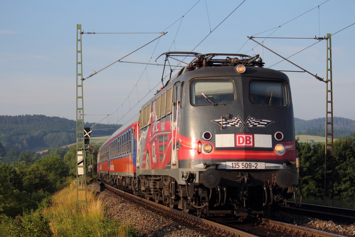 115 509-2 DB  80 Jahre Autozug  mit SDZ bei Horb am 26.06.2012.