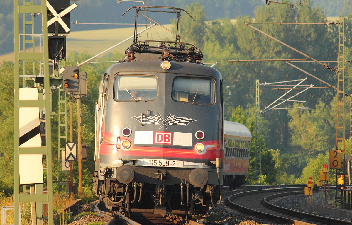 115 509-2 DB  80 Jahre Autozug  bei Horb am 26.06.2012.