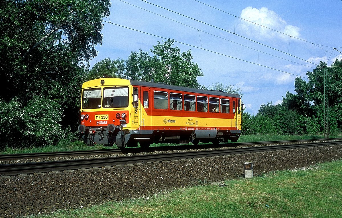 117 338  bei Komarom  04.05.17