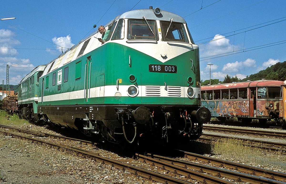 118 003 + 120 001  Tübingen  31.07.00